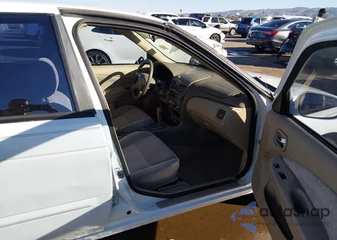 2001 Nissan Sentra Gxe from USA, damaged, VIN 3N1CB51D01L436554